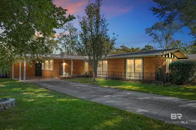 637 E Pedigo Avenue, Foley, AL 36535 - Photo 1