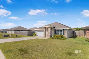 10738 Ridgeview Dr, Mobile, AL 36608 - Photo 1