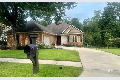 386 Dover Street, Fairhope, AL 36532 - Photo 1