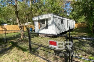 14 Ramar St, Century, FL 32535 - Photo 1