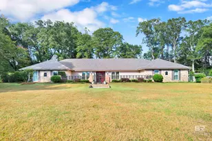 10291 Plantation Dr, Daphne, AL 36526 - Photo 1