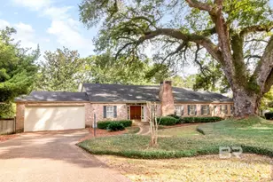 132 Myrtlewood Ln, Mobile, AL 36608 - Photo 1