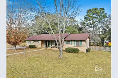 607 Bellangee Avenue, Fairhope, AL 36532 - Photo 1