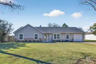 2 Magnolia Cir, Foley, AL 36535 - Photo 1