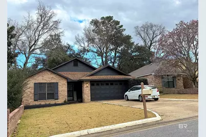 135 Lake Shore Drive, Daphne, AL 36526 - Photo 1