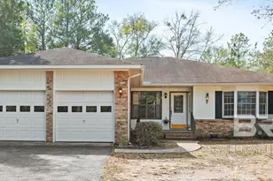 102 Cameron Cir, Daphne, AL 36526 - Photo 1