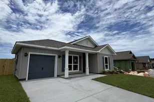 13817 Shea Cir, Foley, AL 36535 - Photo 1
