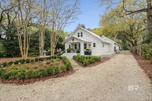 653 Fairhope Ave, Fairhope, AL 36532 - Photo 1