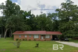 1305 Oak St, Daphne, AL 36526 - Photo 1