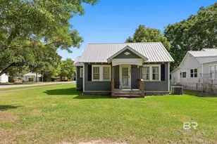 301 W Orange Ave, Foley, AL 36535 - Photo 1
