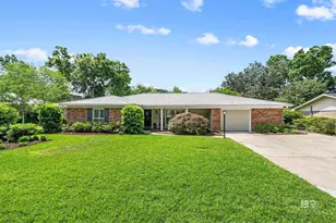 10 Paddock Dr, Fairhope, AL 36532 - Photo 1