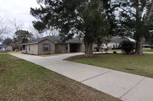 18689 Florida St, Robertsdale, AL 36567 - Photo 1