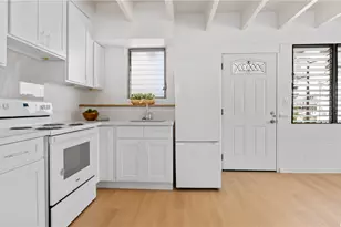 1909 Kahakai Dr, Honolulu, HI 96814 - Photo 9