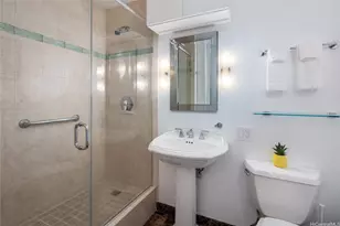 2121 Ala Wai Blvd, Honolulu, HI 96815 - Photo 13