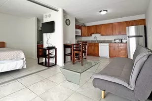 2240 Kuhio Avenue, Honolulu, HI 96815 - Photo 1
