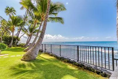 2999 Kalakaua Avenue #202, Honolulu, HI 96815 - Photo 1