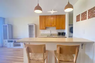 320 Liliuokalani Ave, Honolulu, HI 96815 - Photo 3