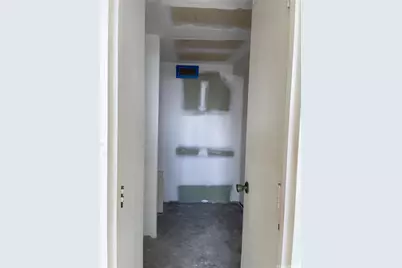 2333 Kapiolani Boulevard #2710, Honolulu, HI 96826 - Photo 19