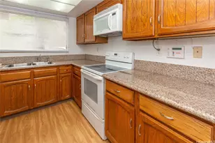 98-1796 Kaahumanu St, Pearl City, HI 96782 - Photo 7