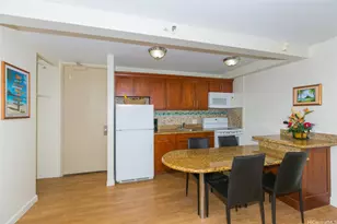 229 Paoakalani Ave, Honolulu, HI 96815 - Photo 11