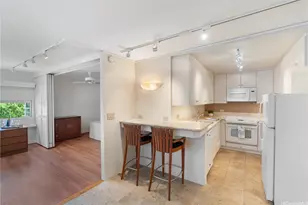 2979 Kalakaua Ave, Honolulu, HI 96815 - Photo 7