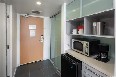 410 Atkinson Drive #3404, Honolulu, HI 96814 - Photo 13