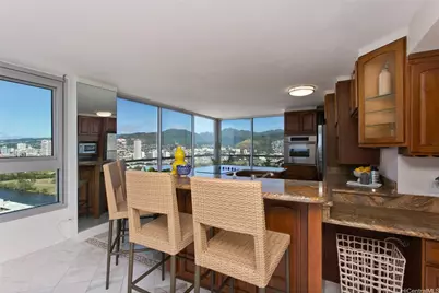 2421 Tusitala Street #2902, Honolulu, HI 96815 - Photo 5