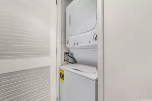 1330 Ala Moana Blvd, Honolulu, HI 96814 - Photo 15