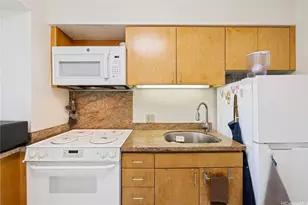 545 Queen St, Honolulu, HI 96813 - Photo 7