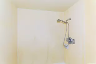 250 Kawaihae St, Honolulu, HI 96825 - Photo 11