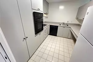 1717 Ala Wai Blvd, Honolulu, HI 96815 - Photo 3