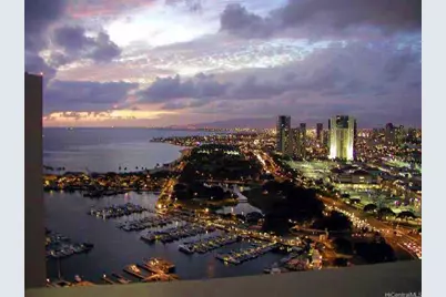 1700 Ala Moana Boulevard #2402, Honolulu, HI 96815 - Photo 19