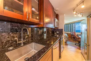 1700 Ala Moana Blvd, Honolulu, HI 96815 - Photo 3