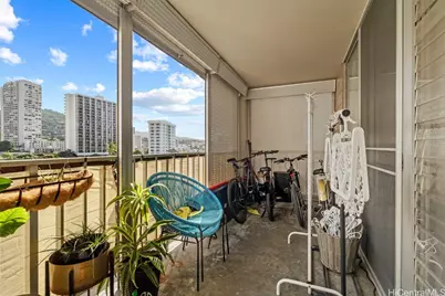 1137 Wilder Avenue #801, Honolulu, HI 96822 - Photo 13