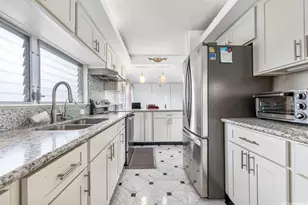 2421 Ala Wai Blvd, Honolulu, HI 96815 - Photo 21