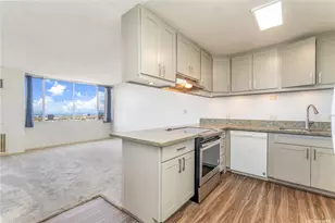 3045 Ala Napuaa Pl, Honolulu, HI 96818 - Photo 5