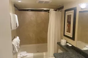 1088 Bishop St, Honolulu, HI 96813 - Photo 13
