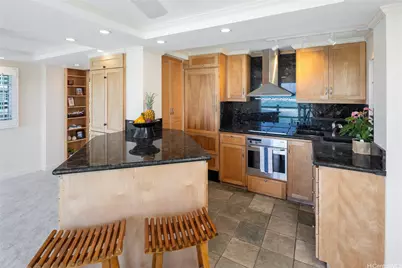 2957 Kalakaua Avenue #418, Honolulu, HI 96815 - Photo 5