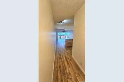 2575 Kuhio Avenue #1504, Honolulu, HI 96815 - Photo 11