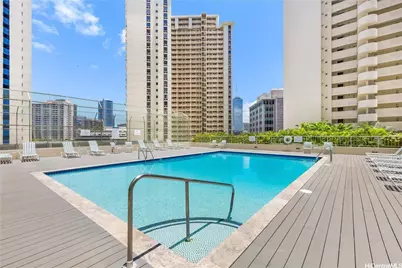 469 Ena Road #2104, Honolulu, HI 96815 - Photo 13