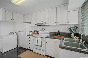3350 Sierra Dr, Honolulu, HI 96816 - Photo 9