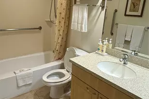 229 Paoakalani Ave, Honolulu, HI 96815 - Photo 9