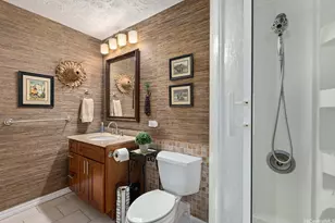 2452 Tusitala St, Honolulu, HI 96815 - Photo 9