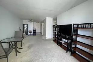 1717 Ala Wai Blvd, Honolulu, HI 96815 - Photo 3