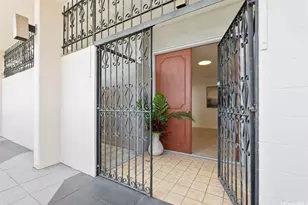 500 University Ave, Honolulu, HI 96826 - Photo 23
