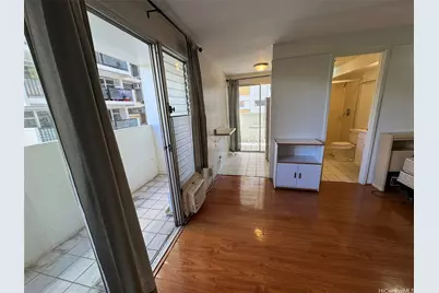 2463 Kuhio Avenue #503, Honolulu, HI 96815 - Photo 3
