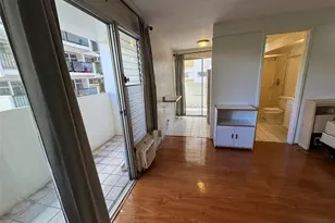 2463 Kuhio Ave, Honolulu, HI 96815 - Photo 3