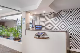 2463 Kuhio Ave, Honolulu, HI 96815 - Photo 11