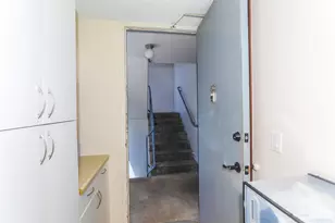 1718 Anapuni St, Honolulu, HI 96822 - Photo 9