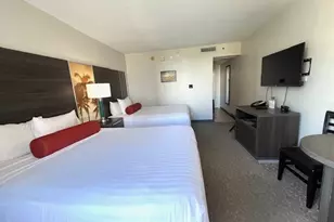 1850 Ala Moana Blvd, Honolulu, HI 96815 - Photo 5